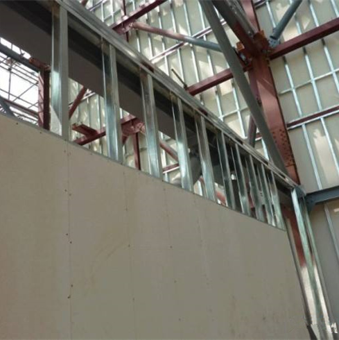 <a href='http://www.midwesternconstructiontx.com' target='_blank'>泄爆墙</a>施工